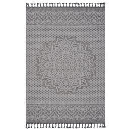 5X7 Gray/White /Medallion Indoor/Outdoor Area Rug